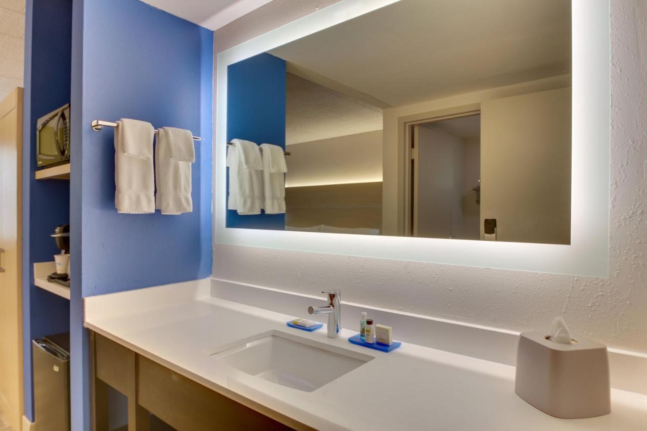Holiday Inn Express Pittston - Scranton Airport By Ihg Екстер'єр фото